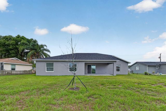1517 SW Aledo Lane, Port St. Lucie, FL 34953