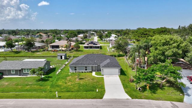 1517 SW Aledo Lane, Port St. Lucie, FL 34953