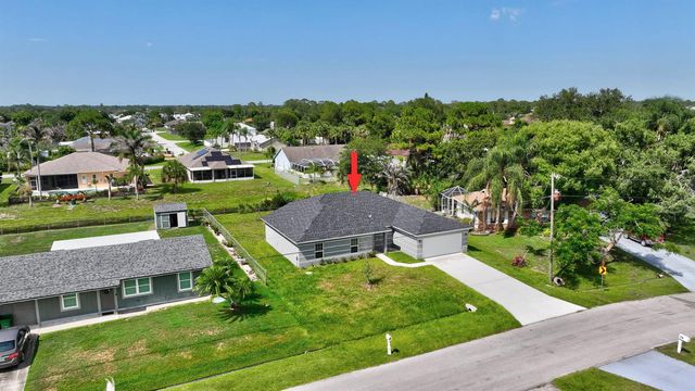 1517 SW Aledo Lane, Port St. Lucie, FL 34953