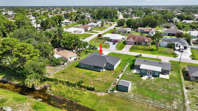 1517 SW Aledo Lane, Port St. Lucie, FL 34953
