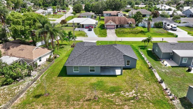 1517 SW Aledo Lane, Port St. Lucie, FL 34953