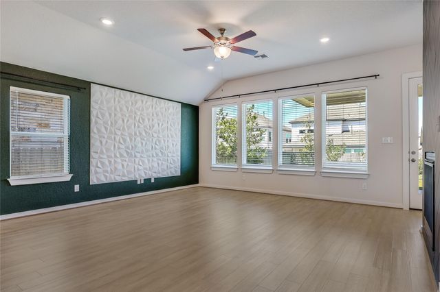 4326 Frankfurt LN, Round Rock, TX 78626