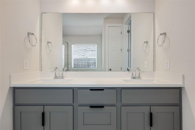 4326 Frankfurt LN, Round Rock, TX 78626