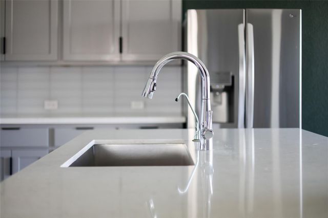 4326 Frankfurt LN, Round Rock, TX 78626