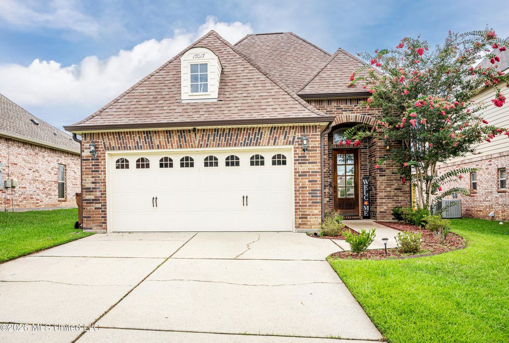 17017 Sago Drive, D'iberville, MS 39540