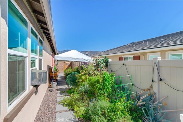 11412 Pinon, Yucaipa, CA 92399