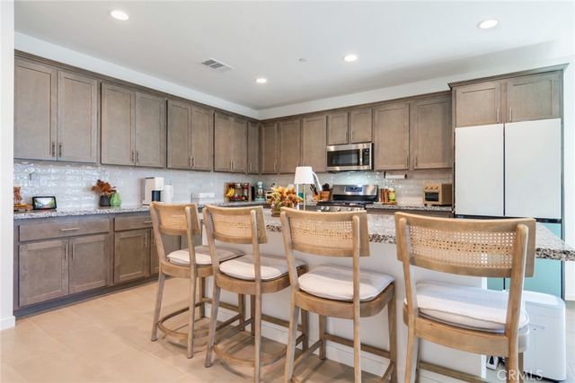 11412 Pinon, Yucaipa, CA 92399