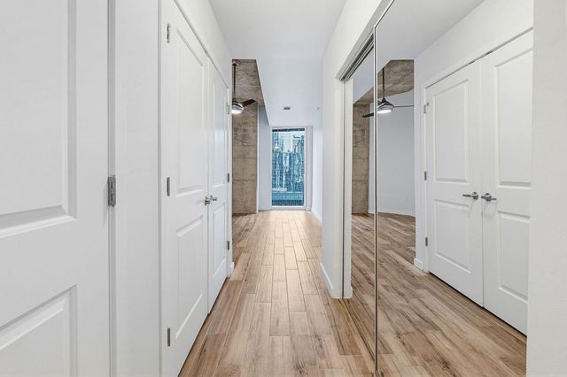 360 Nueces ST 1505, Austin, TX 78701