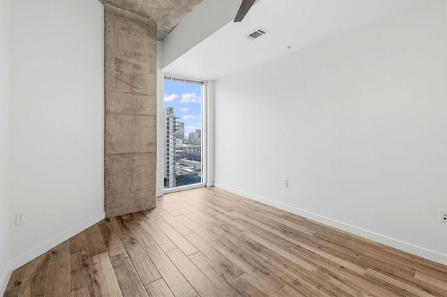 360 Nueces ST 1505, Austin, TX 78701