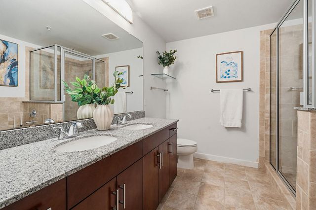 360 Nueces ST 1505, Austin, TX 78701