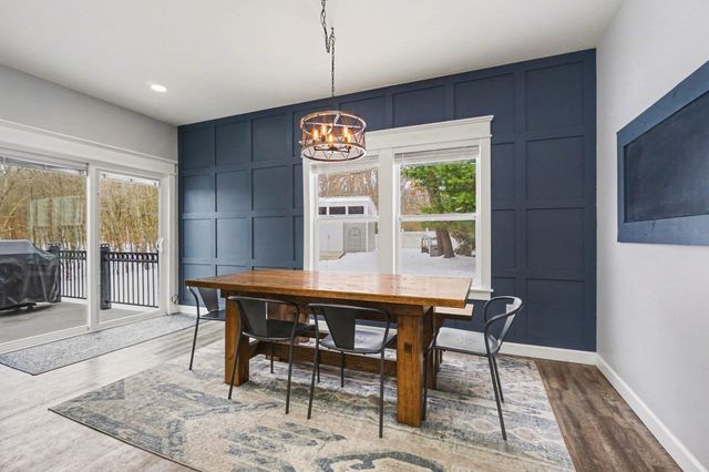 9360 Stratford Woods Trail, Kalamazoo, MI 49009