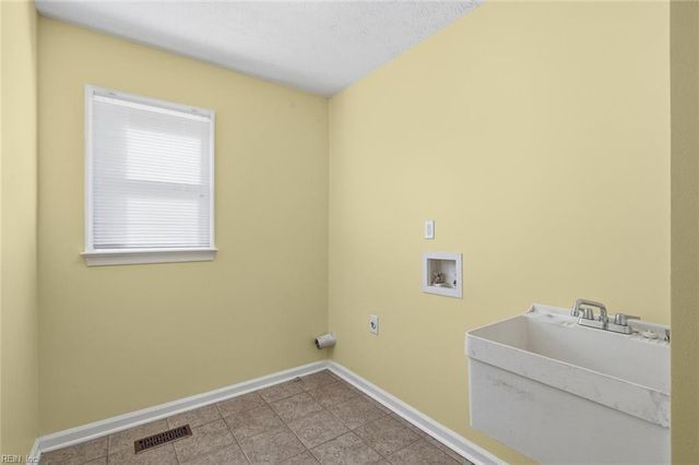 14 Jayne Lee DR, Hampton, VA 23664