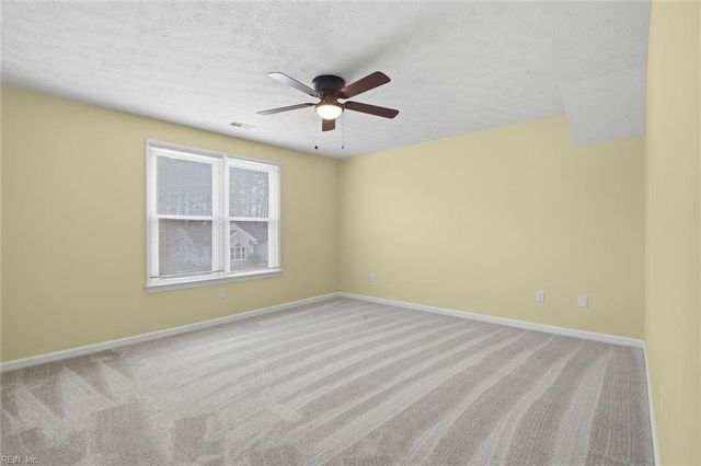 14 Jayne Lee DR, Hampton, VA 23664