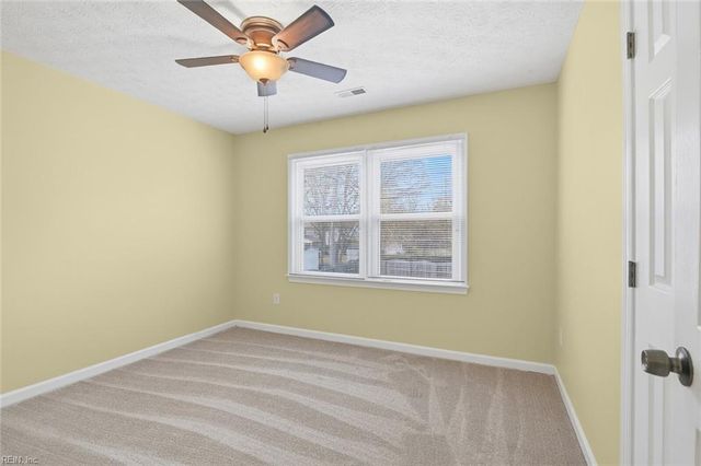 14 Jayne Lee DR, Hampton, VA 23664