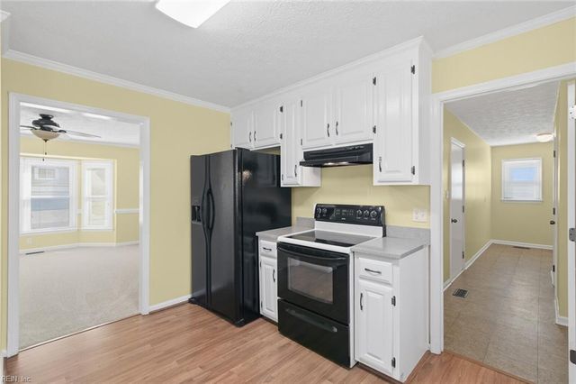 14 Jayne Lee DR, Hampton, VA 23664