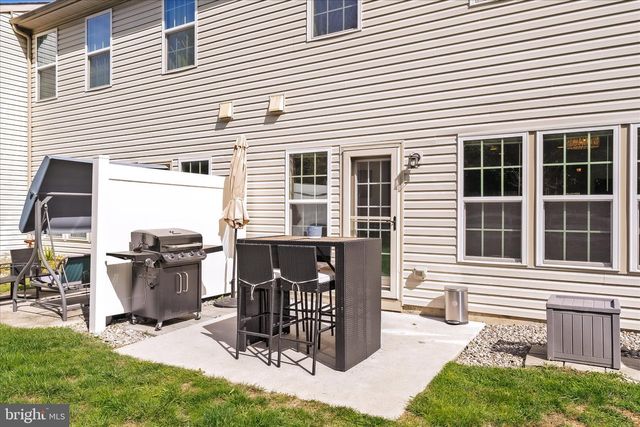 12 VENTANA CT, Hamilton, NJ 08619