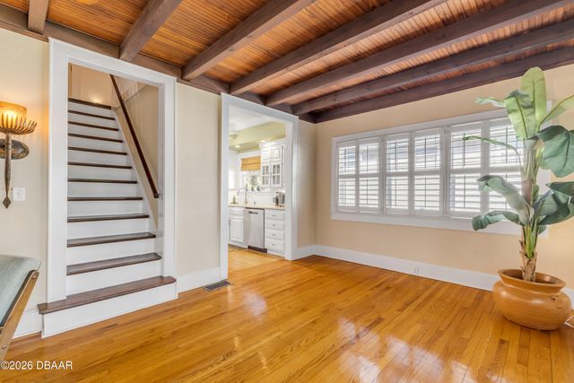 315 Due East Street, New Smyrna Beach, FL 32169