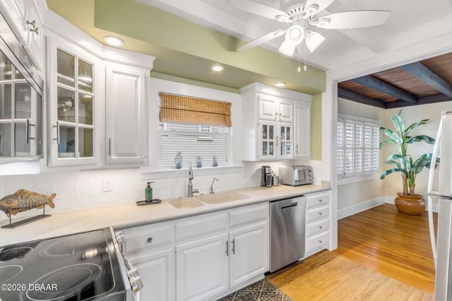 315 Due East Street, New Smyrna Beach, FL 32169