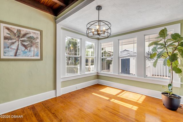 315 Due East Street, New Smyrna Beach, FL 32169