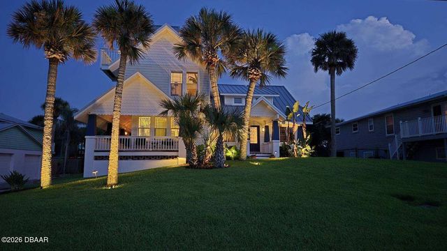 315 Due East Street, New Smyrna Beach, FL 32169