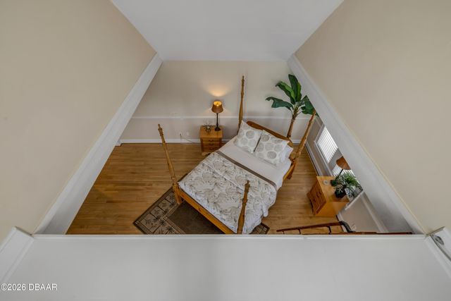 315 Due East Street, New Smyrna Beach, FL 32169