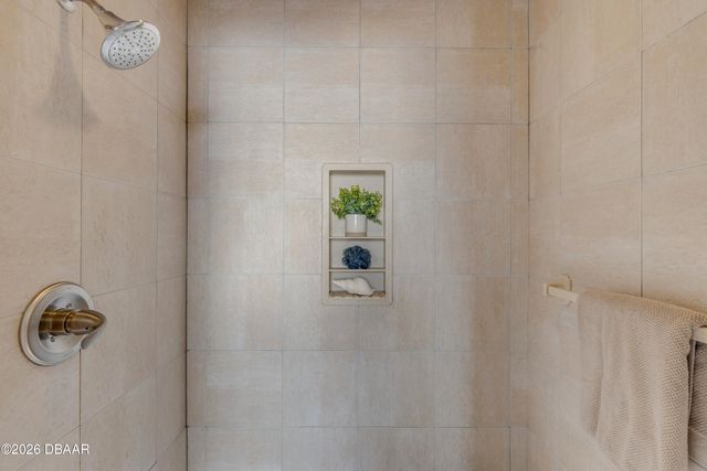 315 Due East Street, New Smyrna Beach, FL 32169