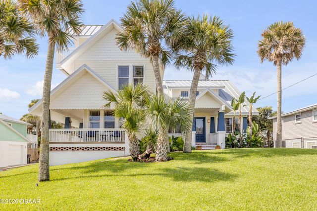 315 Due East Street, New Smyrna Beach, FL 32169