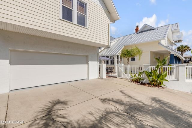 315 Due East Street, New Smyrna Beach, FL 32169
