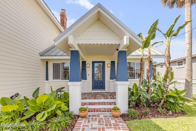 315 Due East Street, New Smyrna Beach, FL 32169