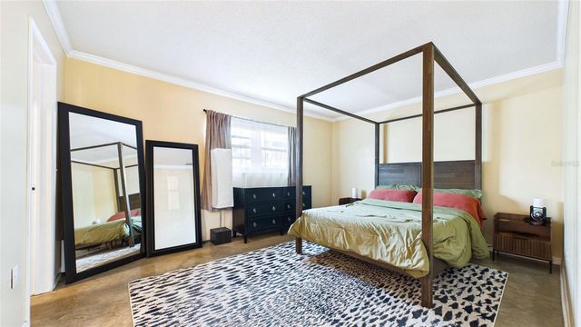 4050 4TH STREET N 122, St Petersburg, FL 33703