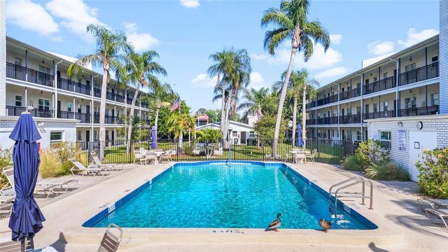 4050 4TH STREET N 122, St Petersburg, FL 33703