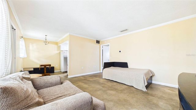 4050 4TH STREET N 122, St Petersburg, FL 33703