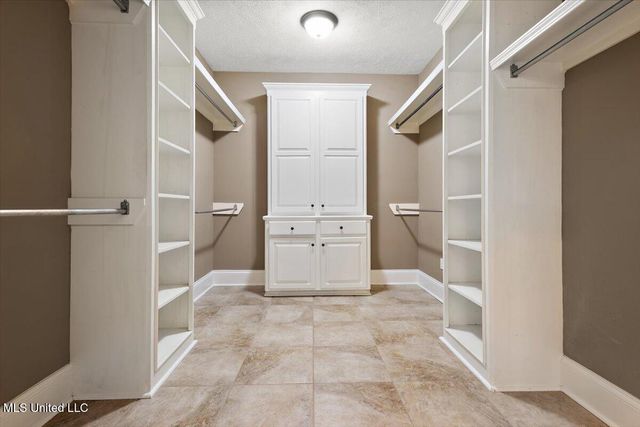 1500 Davis Road, Terry, MS 39170