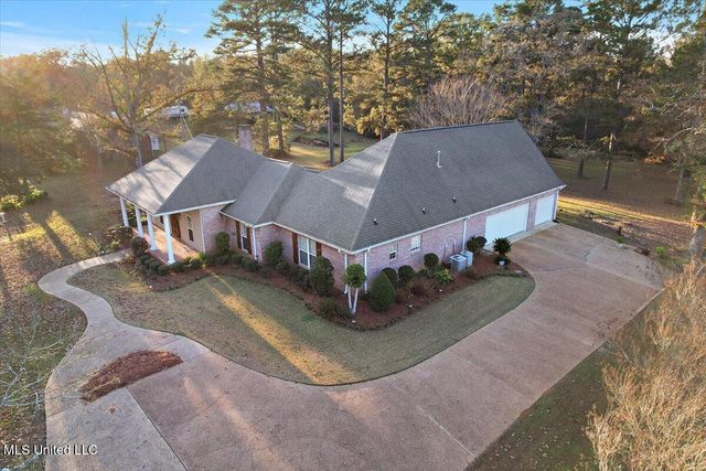 1500 Davis Road, Terry, MS 39170