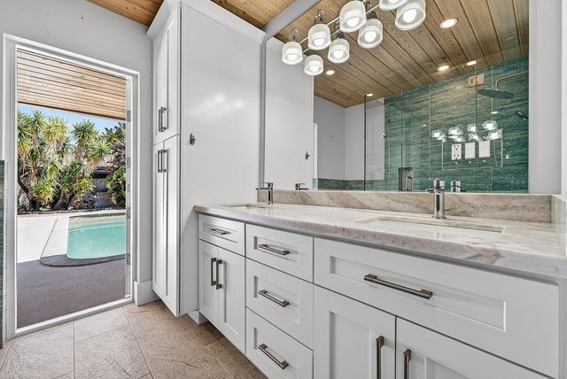 784 Dover Street, Boca Raton, FL 33487