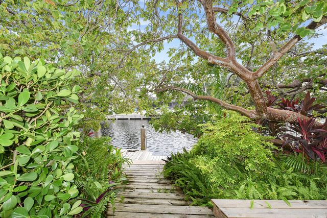 784 Dover Street, Boca Raton, FL 33487