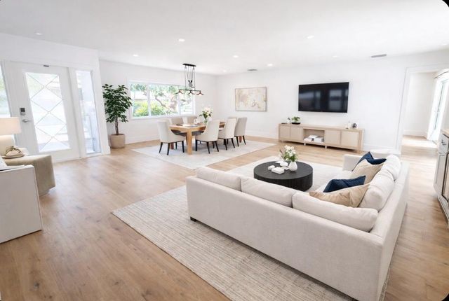 784 Dover Street, Boca Raton, FL 33487