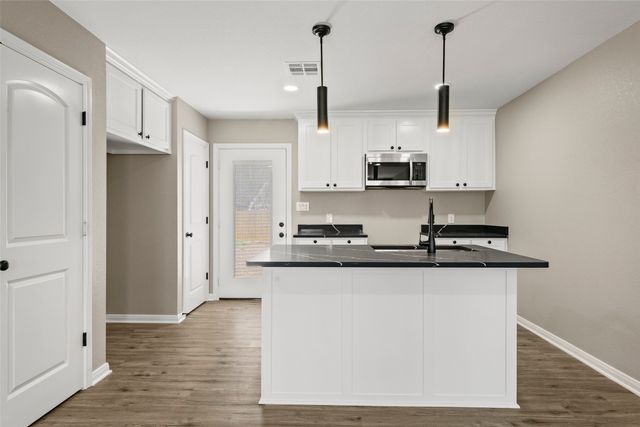 940 Holt Avenue, Waco, TX 76706