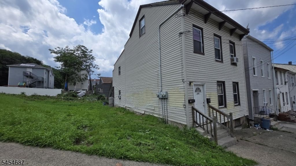 122 Spruce St, Paterson City, NJ 07501 — photo 2