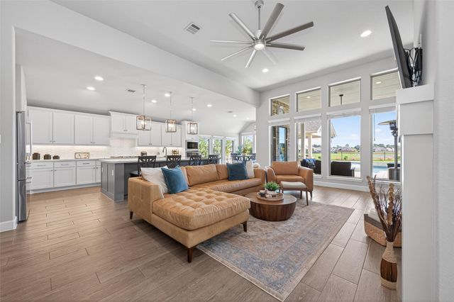 21006 Preakness Stakes Trail, Tomball, TX 77377