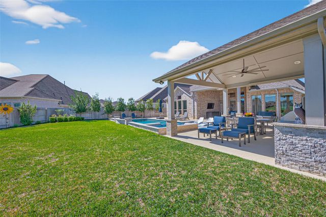 21006 Preakness Stakes Trail, Tomball, TX 77377