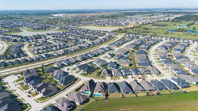 21006 Preakness Stakes Trail, Tomball, TX 77377