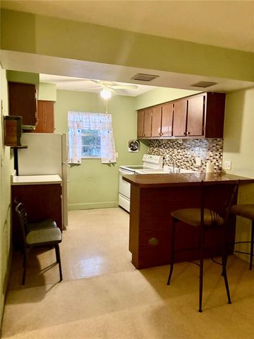 5505 HERNANDES DRIVE 210, Orlando, FL 32808