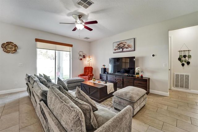 20420 AUTUMN FERN AVENUE, Tampa, FL 33647