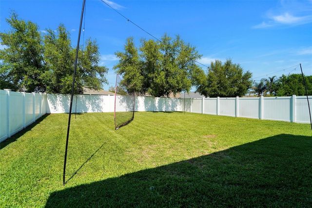 20420 AUTUMN FERN AVENUE, Tampa, FL 33647