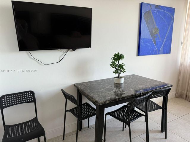 19201 Collins Avenue 841, Sunny Isles Beach, FL 33160