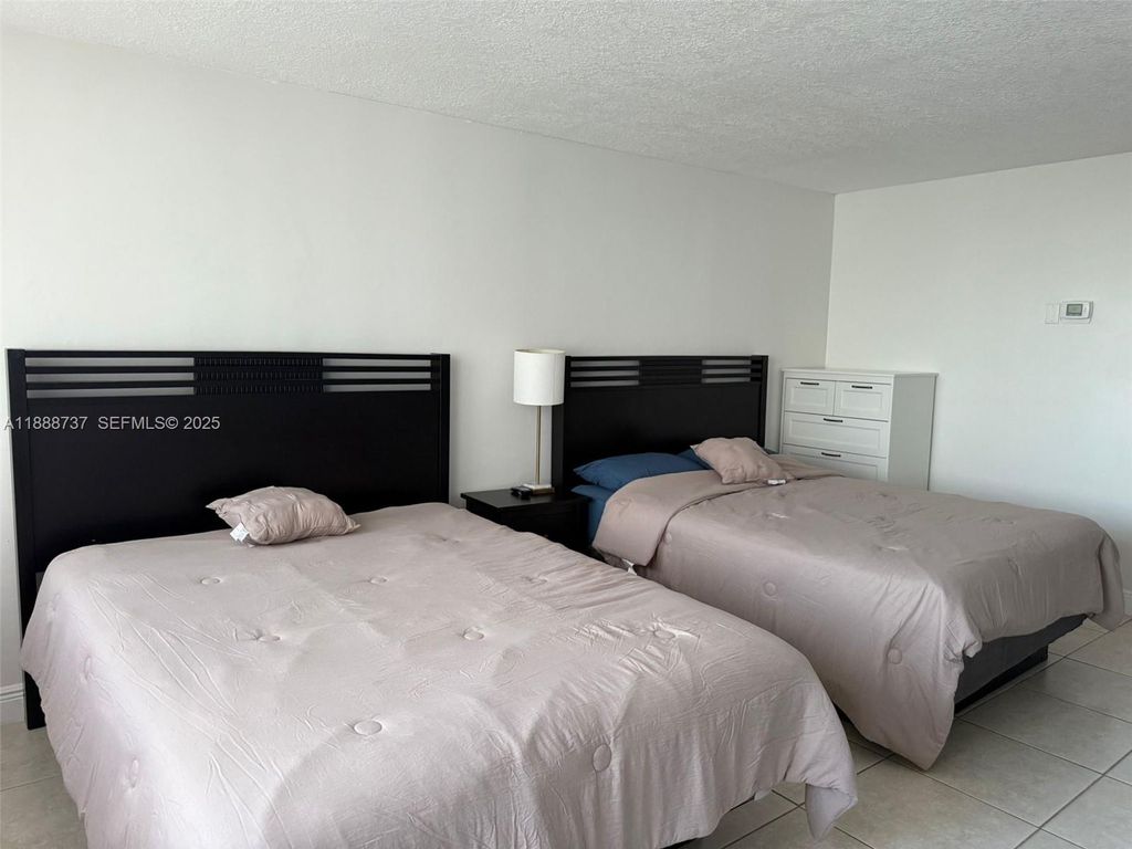 19201 Collins Avenue 841, Sunny Isles Beach, FL 33160