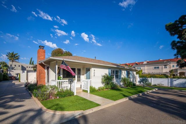 909 1st St, Coronado, CA 92118