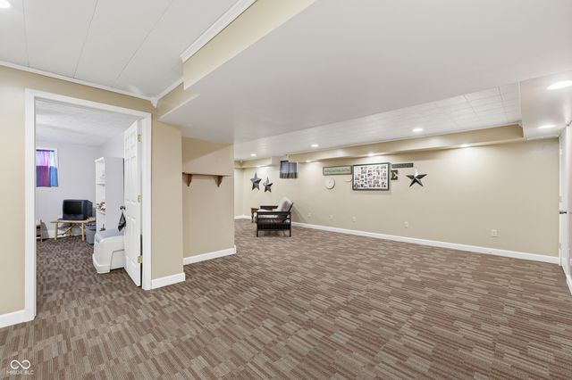 866 W Ashbourne Lane, Greenwood, IN 46142