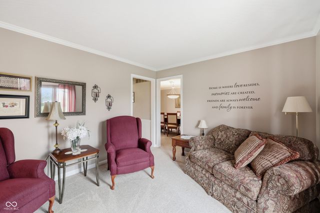 866 W Ashbourne Lane, Greenwood, IN 46142